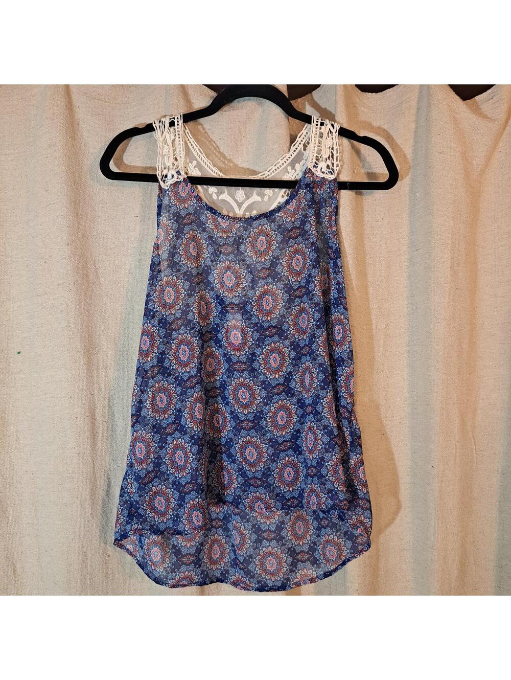 No Boundaries Blue Patterned Lace Back Tank Top Large